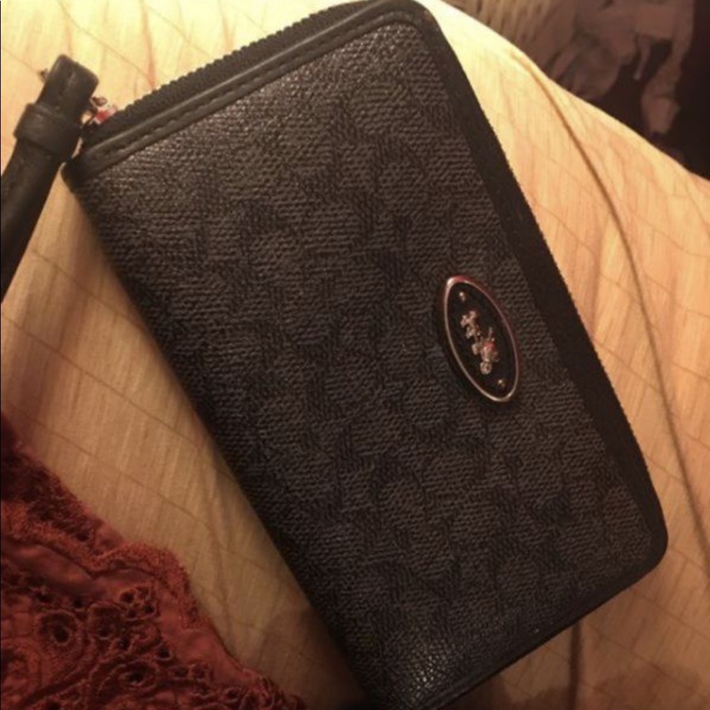 Coach wristlet